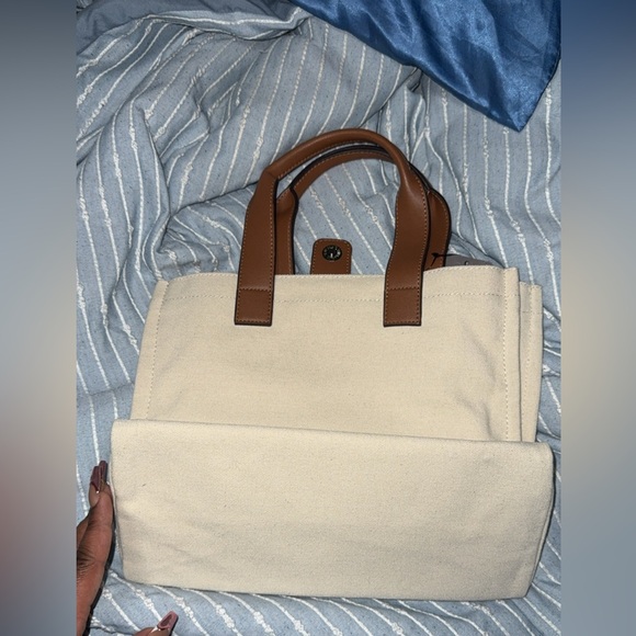 True Religion Tote Bag - Picture 2 of 3